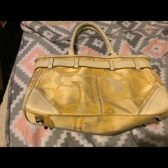 COACH Hand Bag - Picture 2 of 3